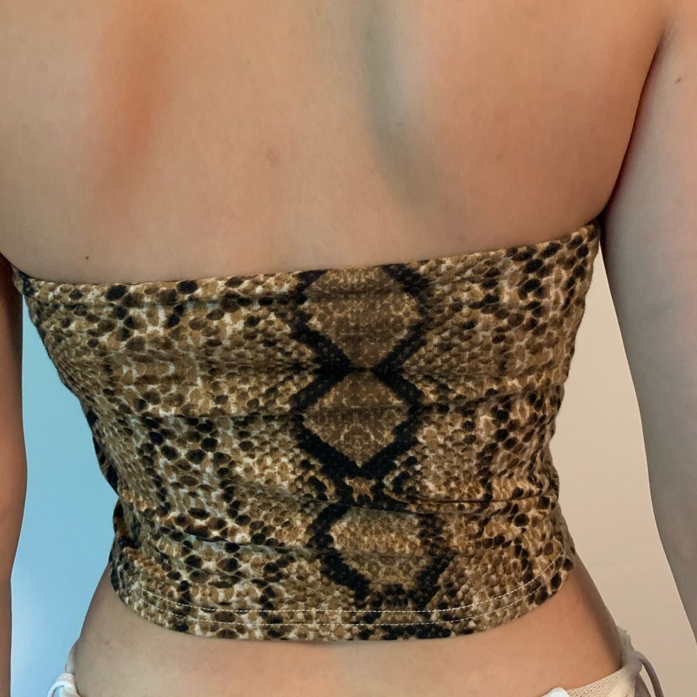 Urban Outfitter leopard print tube top, great condition, S/P